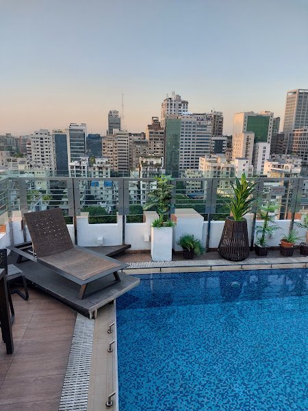 Platinum Grand hotel in Dhaka