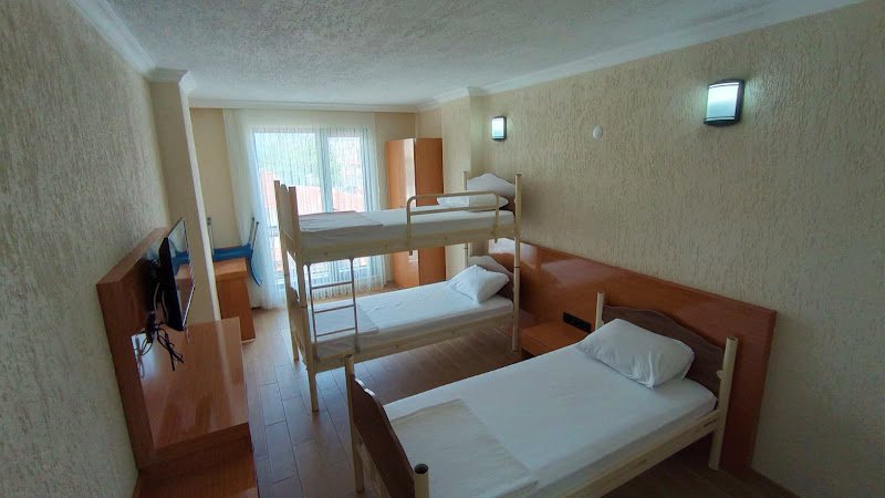 Altinova Pension in TR