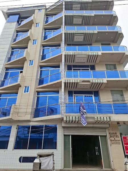 Khan Hotel &amp; Restaurant in Lalmonirhat