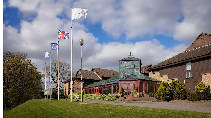 Mercure Hatfield Oak Hotel hotel in Hatfield
