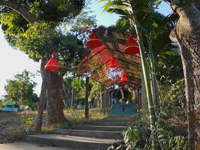 Divine Lake Island in pier