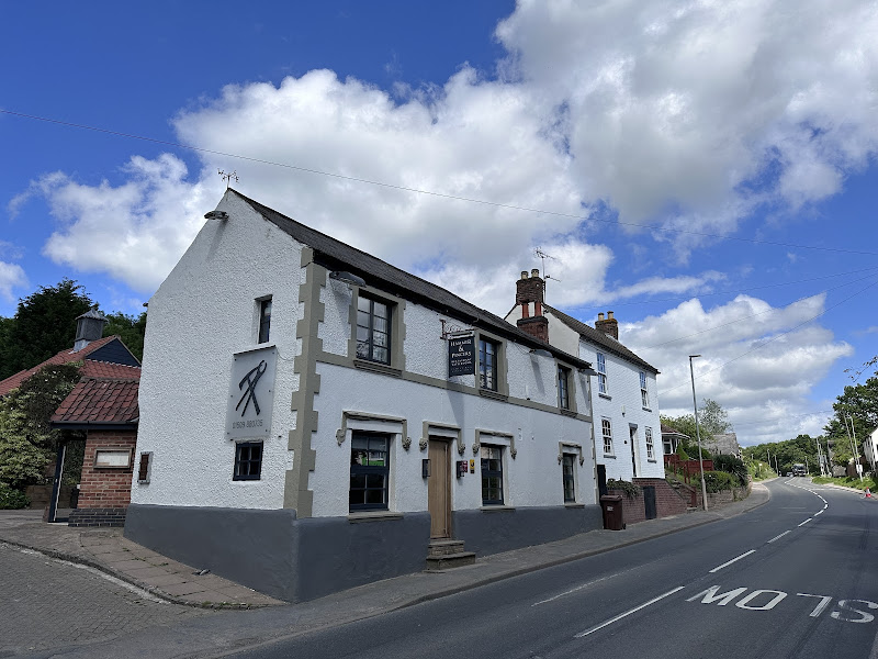Hammer & Pincers hotel in Loughborough