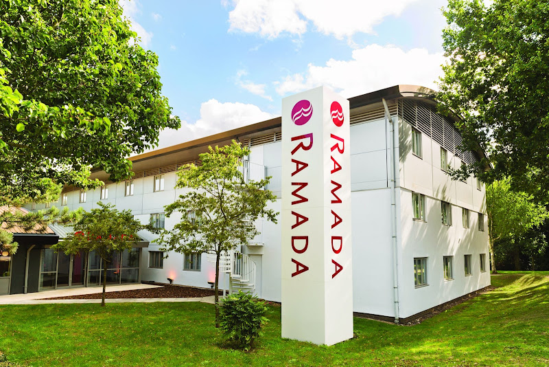 Ramada South Mimms M25 hotel in Potters Bar