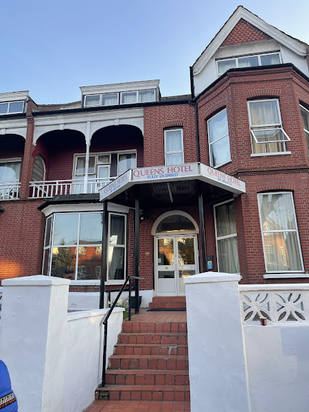 Queen's Hotel – London