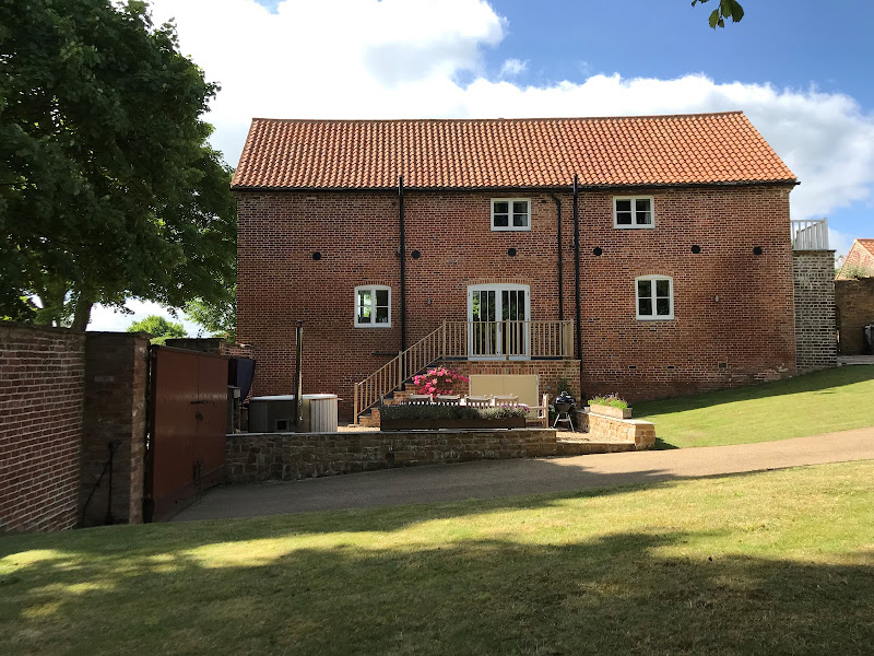 The Red Barn at Goadby Marwood - Book Direct for best prices