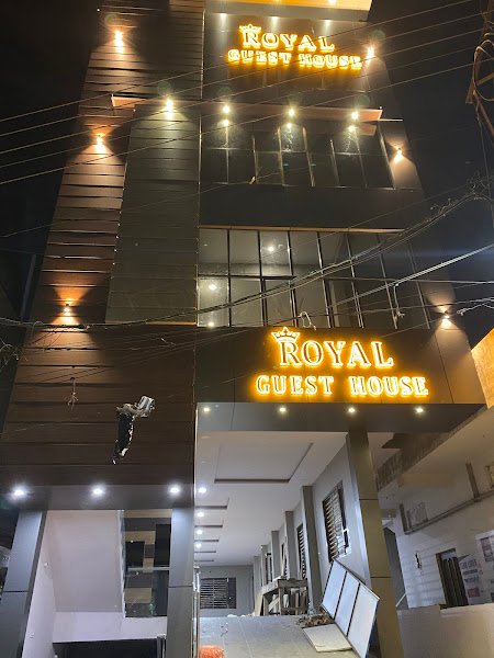 Royal Guest House in Una