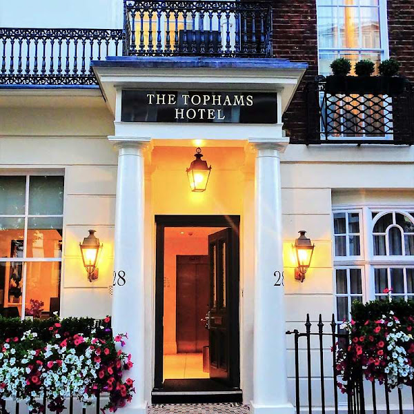 The Tophams Hotel