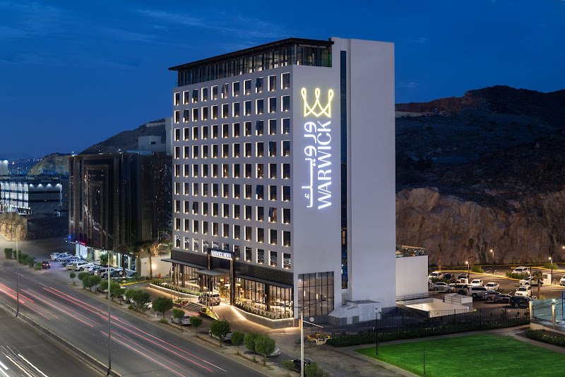 Warwick Taif Hotel in Taif