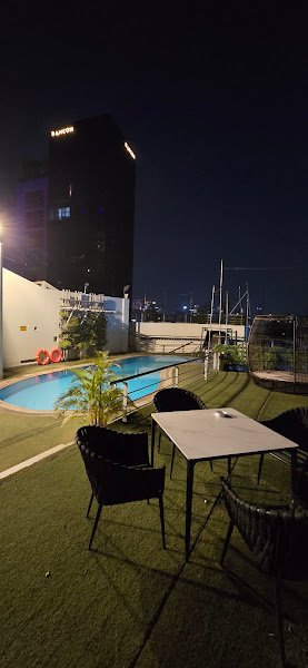 Lakeshore Grand hotel in Dhaka