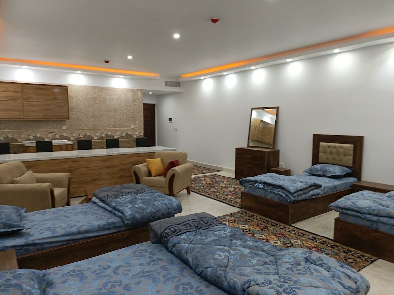 هتل و تالار پریشان in Qorveh