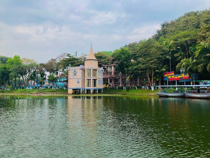 Sea World Foy's Lake Resort hotel in Chattogram