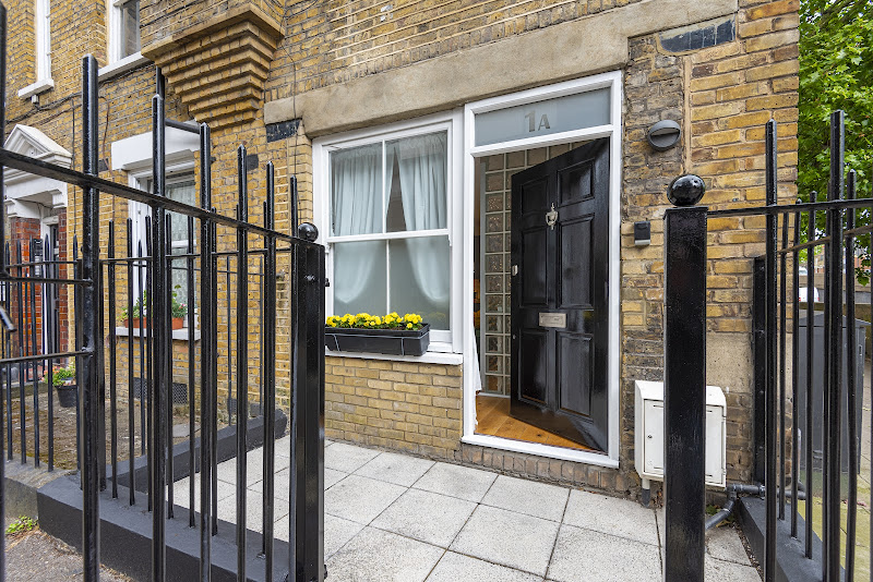 The Borough Suite @Devereux_Residences