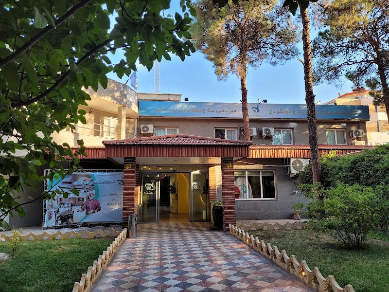 Sirjan Tourist Hotel in Sirjan