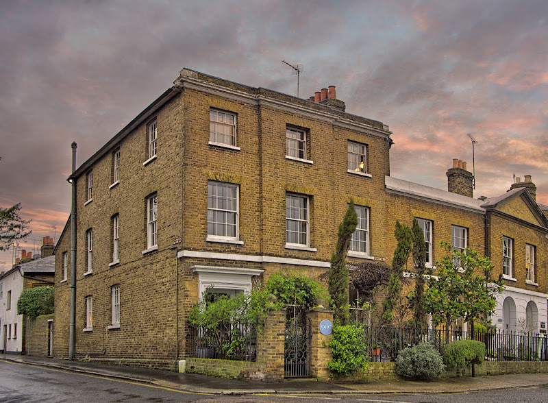 Number One Port Hill hotel in Hertford