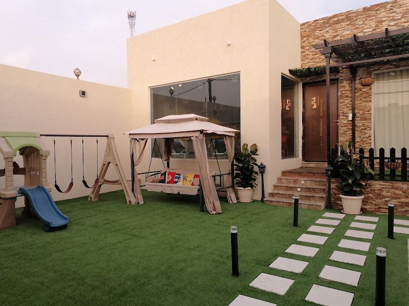 شاليهات قاردن لايت الطائف in As Sayl as Saghir