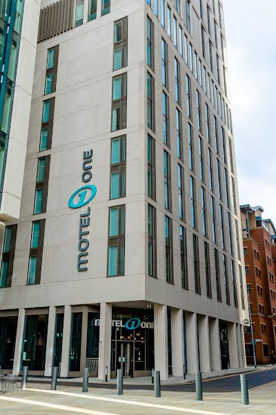 Hotel Motel One Manchester-St. Peter's Square hostel in Manchester