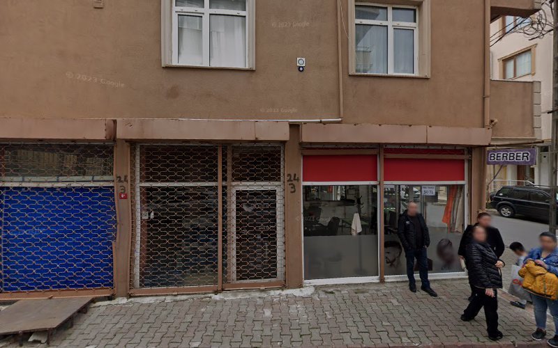 Folux Apart in Kemal Türkler