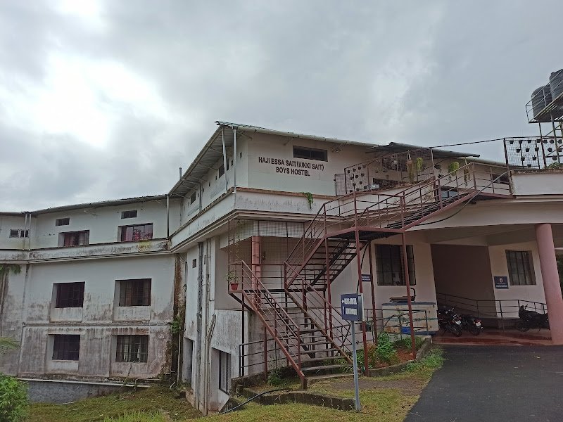 Kmea boy's hostel in Mochamkulam, Kuzhivelippady