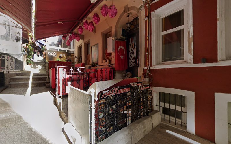 Magrebien Hostel in TR