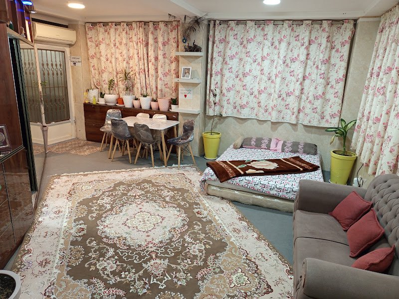 اقامتگاه بوم گردی هفت رنگ بندرلنگه in Bandar-e Lengeh