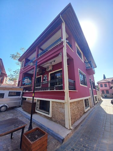 Berlin Hostel &amp; Street in Barbaros