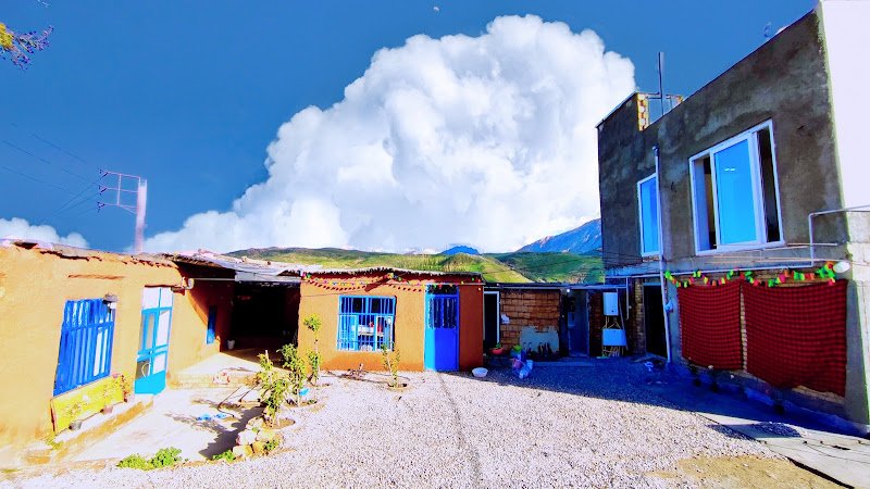 ۰۹۱۸۵۱۱۸۱۸۳اقامتگاه بومگردی در دره شهر in Rashnoo Abad