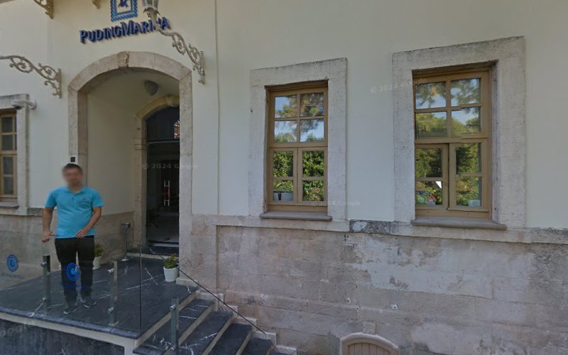 KuyuBeergarden Hostel in Selçuk