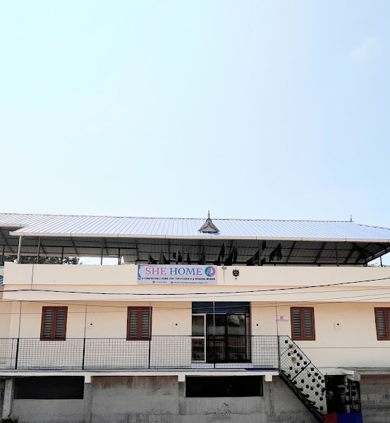 She home in Attingal, Chempakamangalam