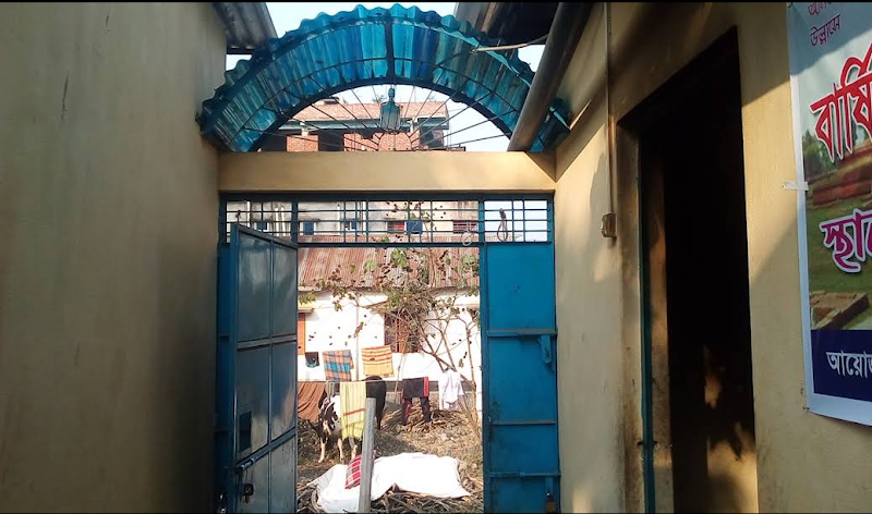 ফাতিহা ছাত্রাবাস in Dinajpur