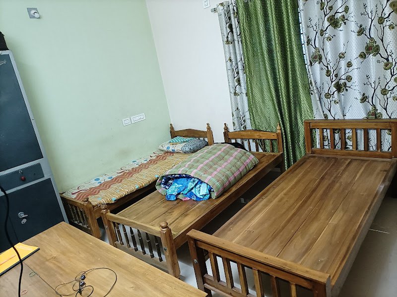 Aswathy Home Stay / PG - Thonnakkal Trivandrum - Ladies only in Thonnakkal, Thiruvananthapuram