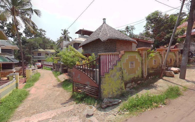 Annapoorna Madom Womens Hostel in Attingal