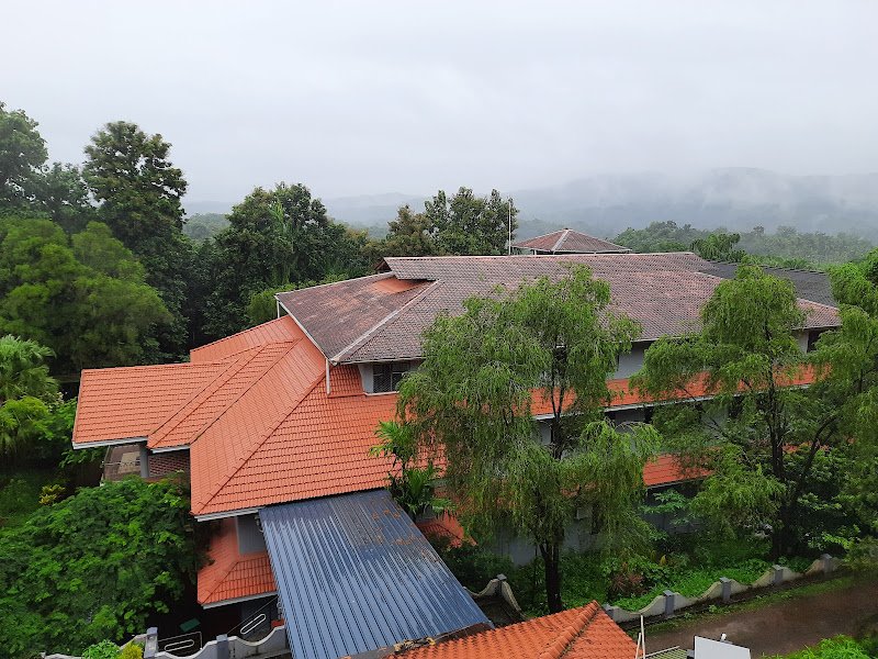 Sanjose Hostel in Chemperi