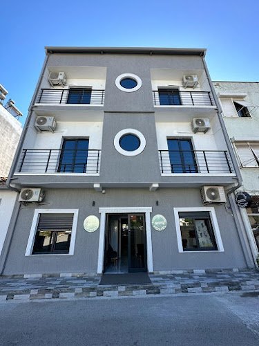 Hadrian's Gate Family Hostel in Sinan