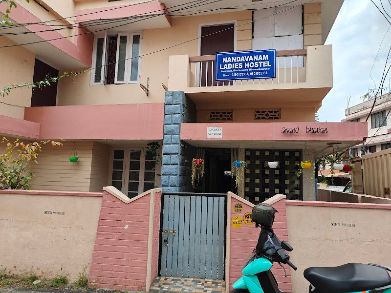 Nandavanam Ladies Hostel in Thiruvananthapuram