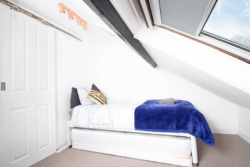 Life’s 2 Short Serviced Accommodation Ltd-Modern Quirky Exeter City Cottage