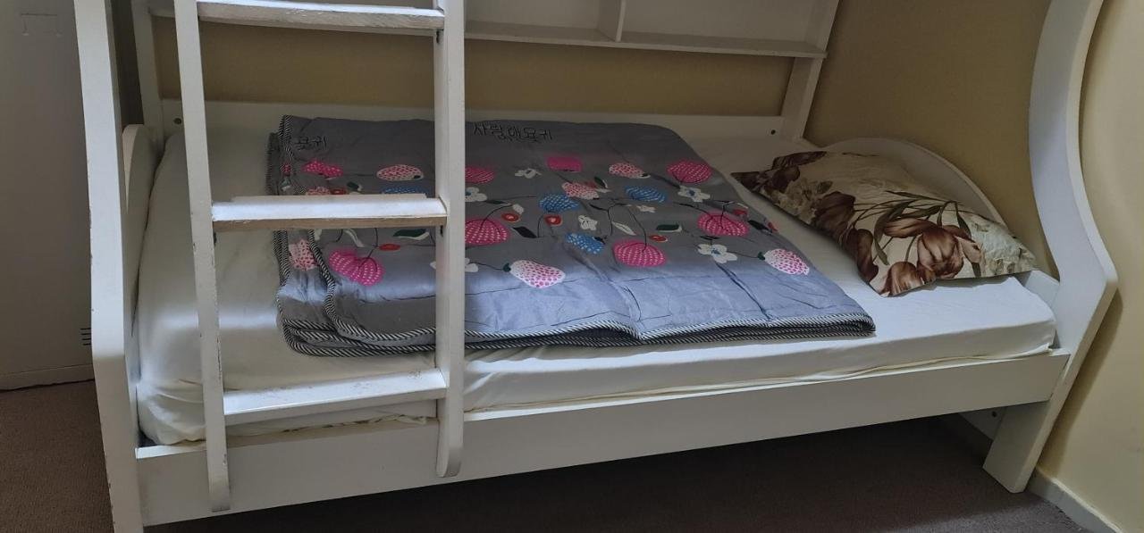 Dubai Hostel Bedspace and Backpackers