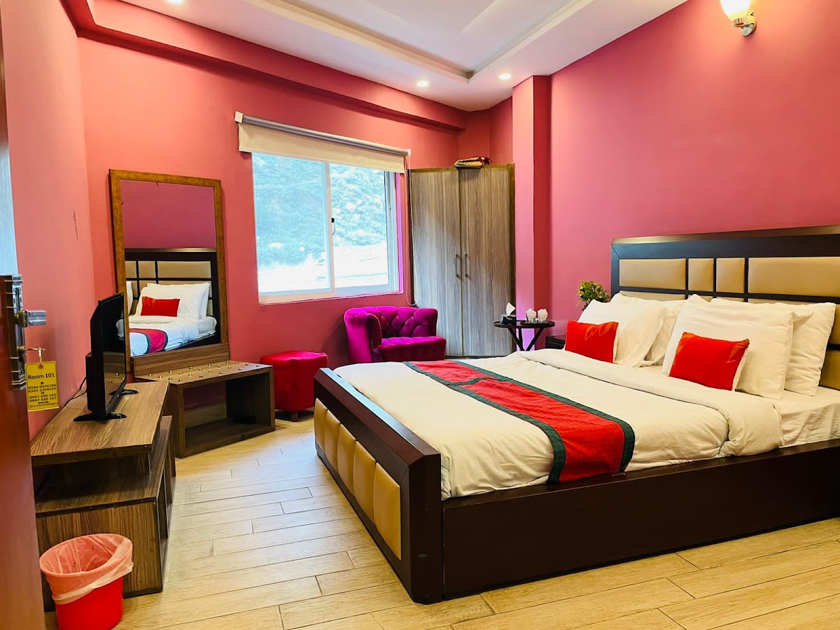 Snow Crest Lodges — photo 1 of 4