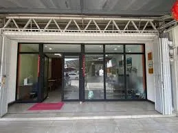 Han's Travelodge — photo 1 of 3