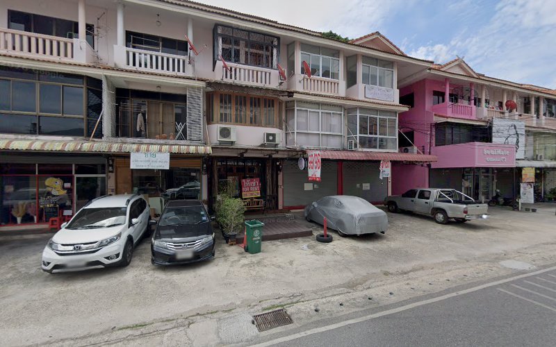 Ladies Hostel Chiang Mai @Fusion Shabu in Bangkok
