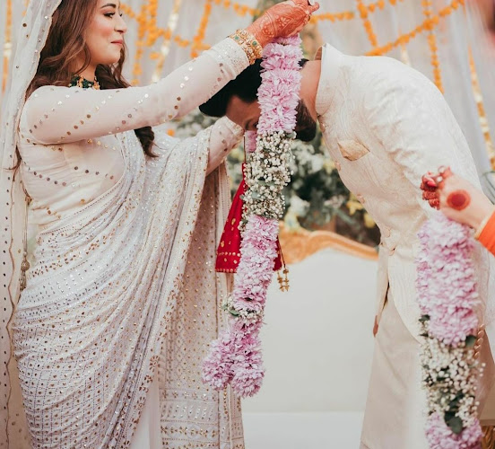 Ch Flower works _ Flowers Delivery Rawalpindi wedding venue