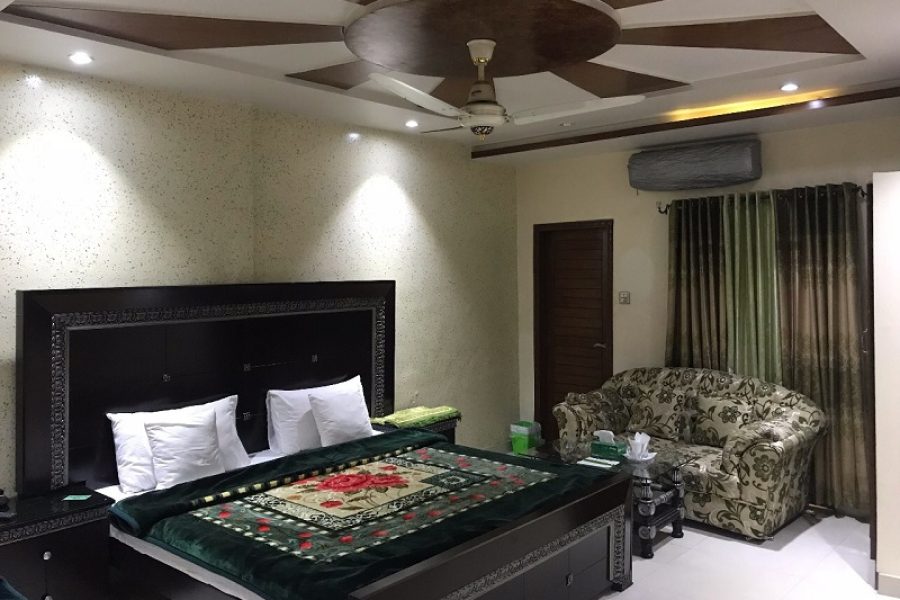 grand palace guest house Lahore