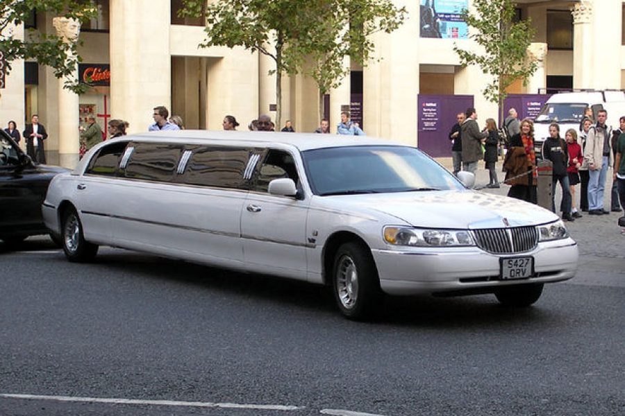 Rent a Limousine in Lahore