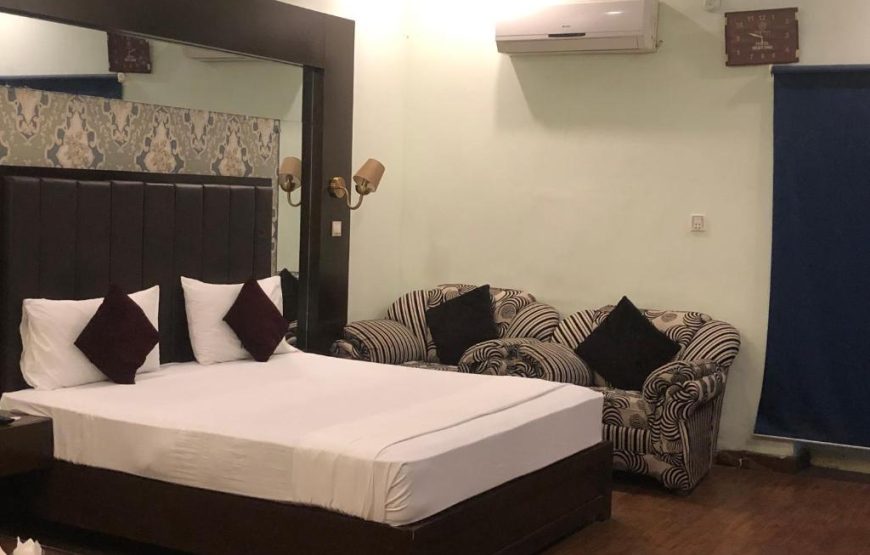 Deluxe Double Room Hotel Royal One Multan